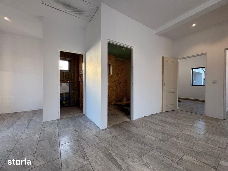 Casă cu 3 camere cu Teren 500 Mp în Zimandu Nou