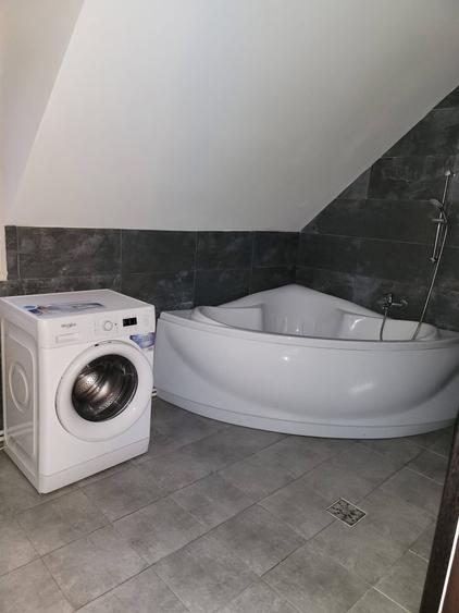 Casă individuală cu 4 camere cu Canalizare în Mihăilești