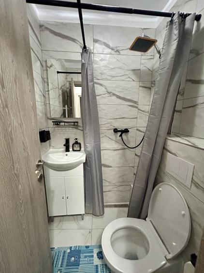 Garsonieră decomandată în Lazaret