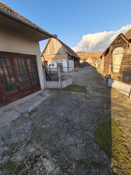 Vand casa in com.Adamus(Craiesti) - 1