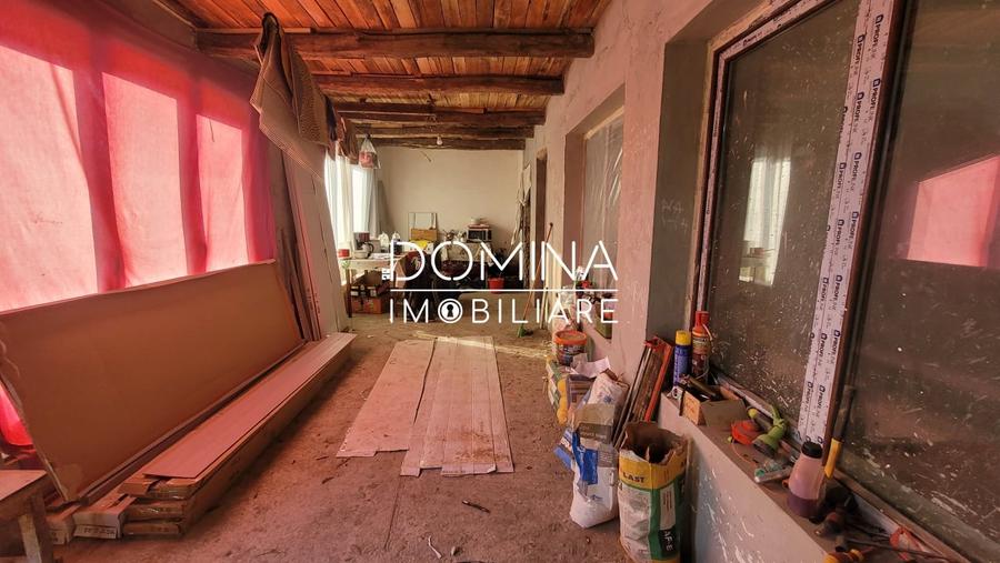Casă individuală cu 5 camere cu Teren 2333 Mp în Arcani