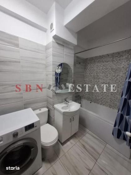Garsonieră decomandată în Central