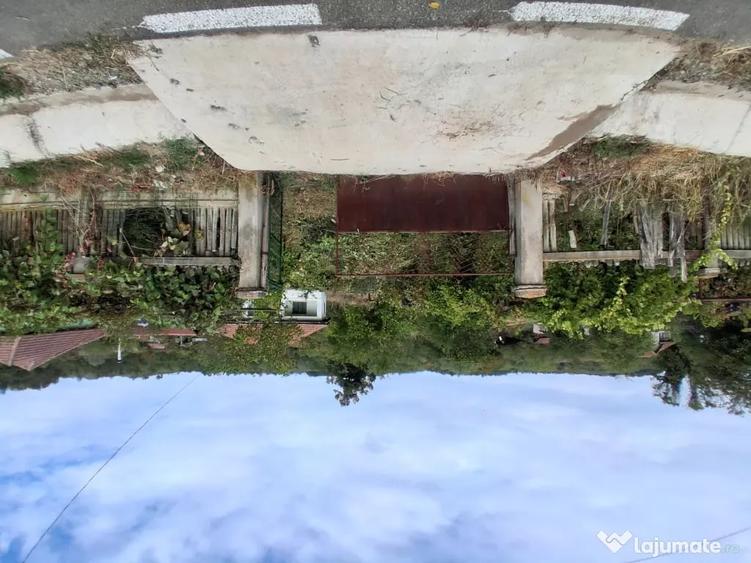 Casă cu 2 camere în Central