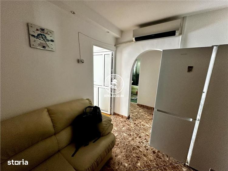 Apartament cu 3 camere decomandat în Mircea cel Bătrân