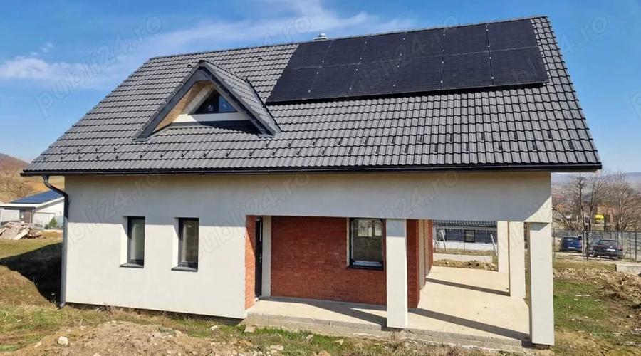 Casă cu Teren 800 Mp în Florești