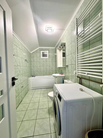 Apartament cu 2 camere decomandat în Girocului