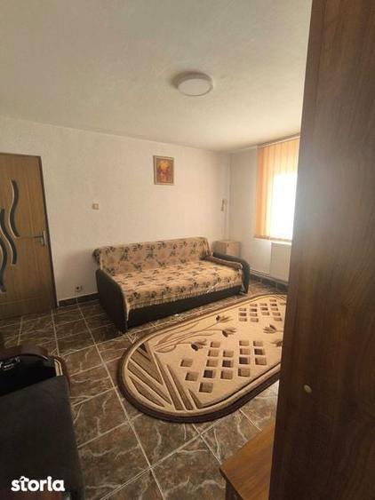 Apartament cu 2 camere semidecomandat în Micro 6