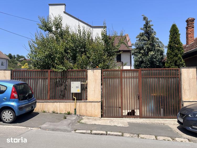 Casă cu 4 camere cu Teren 356 Mp în Exterior Vest