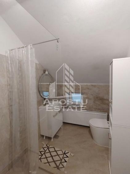 Apartament cu 4 camere semidecomandat, mobilat în Bălcescu