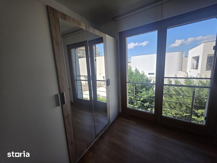 Casă cu 5 camere cu Teren 400 Mp în Central