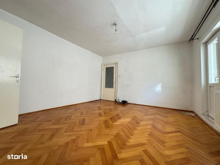 Apartament cu 3 camere în Spitalul Județean