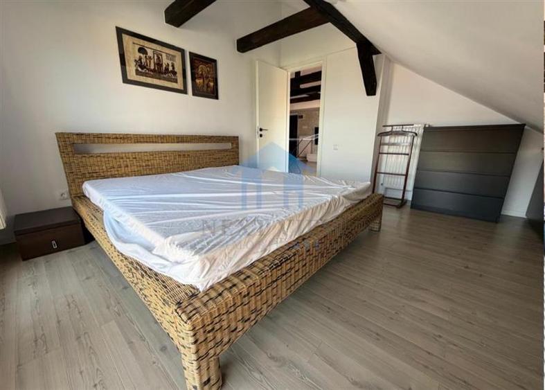 Apartament cu 3 camere decomandat în Bună Ziua