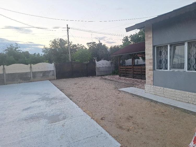 Casă cu 3 camere cu Teren 485 Mp în Frătești