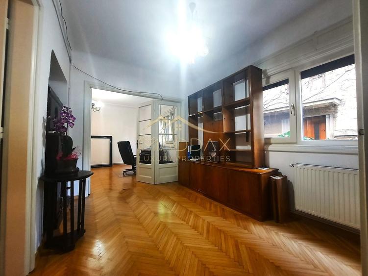 Apartament cu 5 camere decomandat, mobilat în Dorobanți