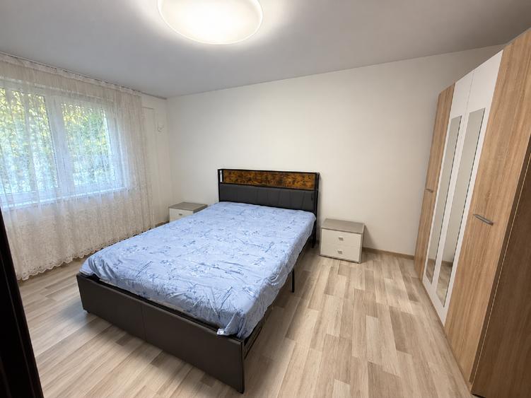 Apartament cu 4 camere decomandat, mobilat în Pantelimon