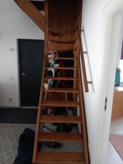 Casă cu 3 camere în Central
