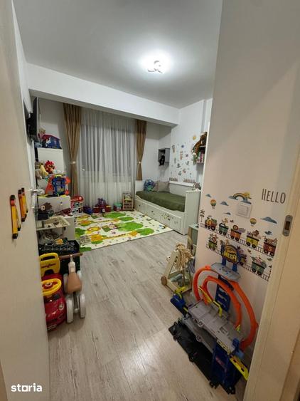 Apartament cu 3 camere decomandat în Chiajna