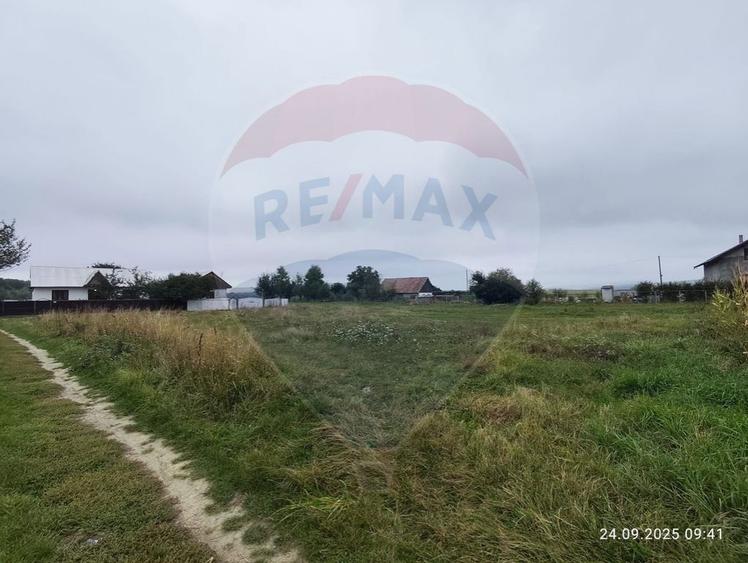 Teren de 7000 mp, în Călugăreni