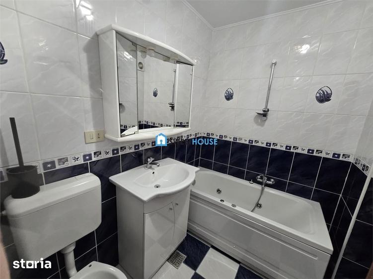 Apartament cu 4 camere în Central