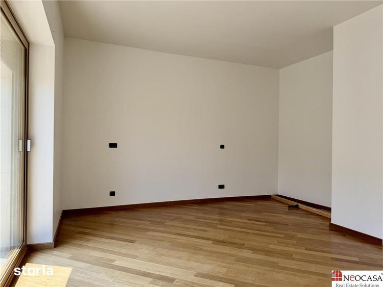 Apartament cu 5 camere în Primăverii