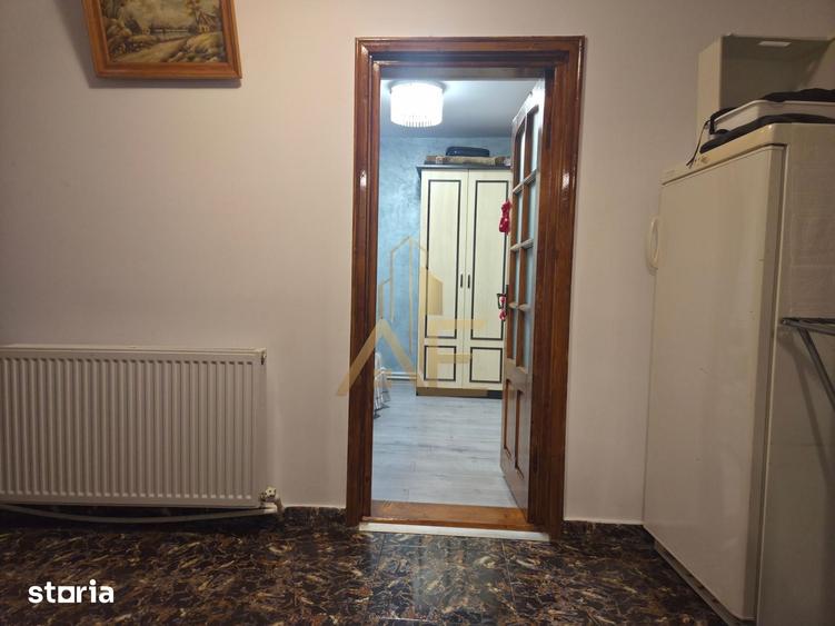 Casă cu 4 camere cu Teren 400 Mp în Ion Neculce