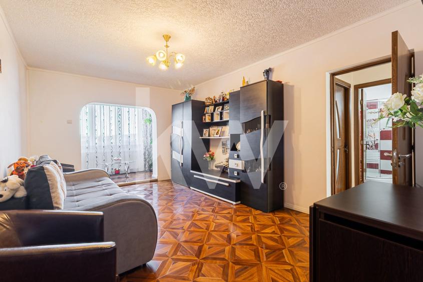 Apartament cu 2 camere circular în Tractorul