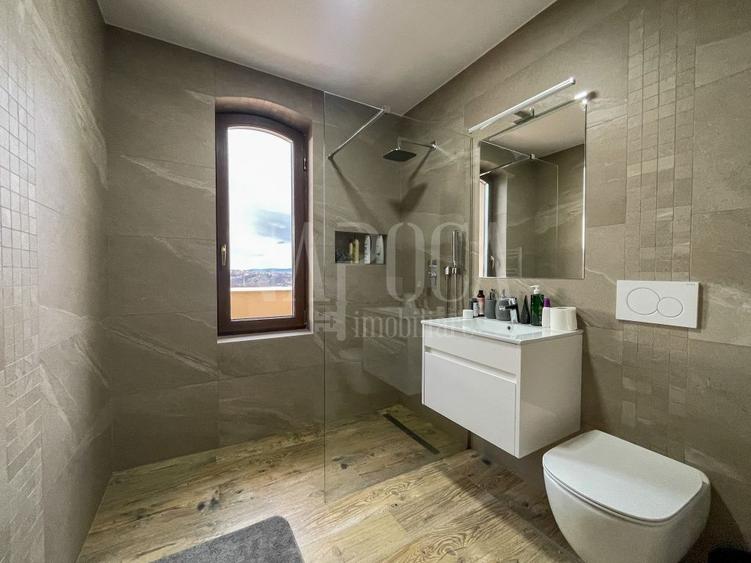 Casă individuală cu 6 camere cu Canalizare în Borhanci
