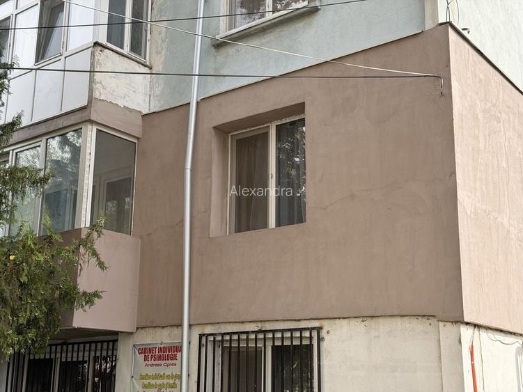 Inchiriez apartament zona centru