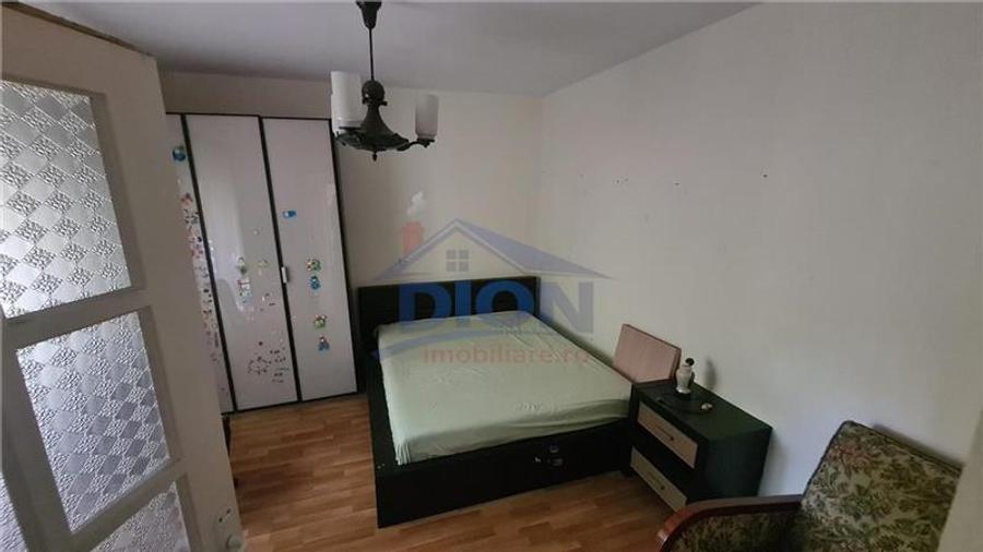 Casă individuală cu 4 camere cu Teren 234 Mp în Central