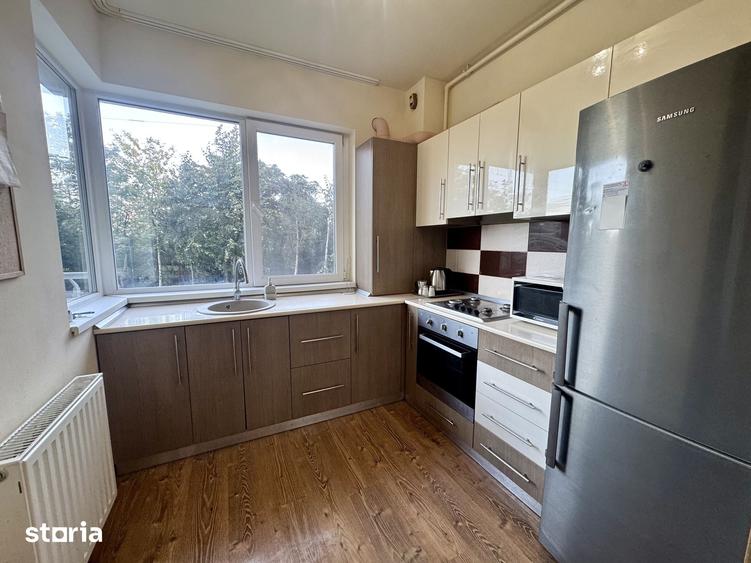 Apartament cu 3 camere decomandat în UTA