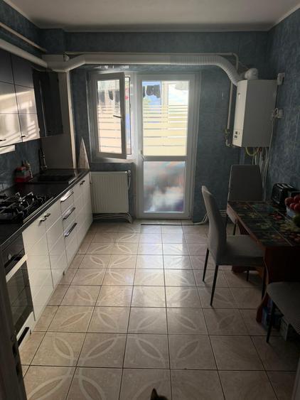 Apartament 3 camere confort 1 decomandat, zona Progresu, etaj 3/4. - 6