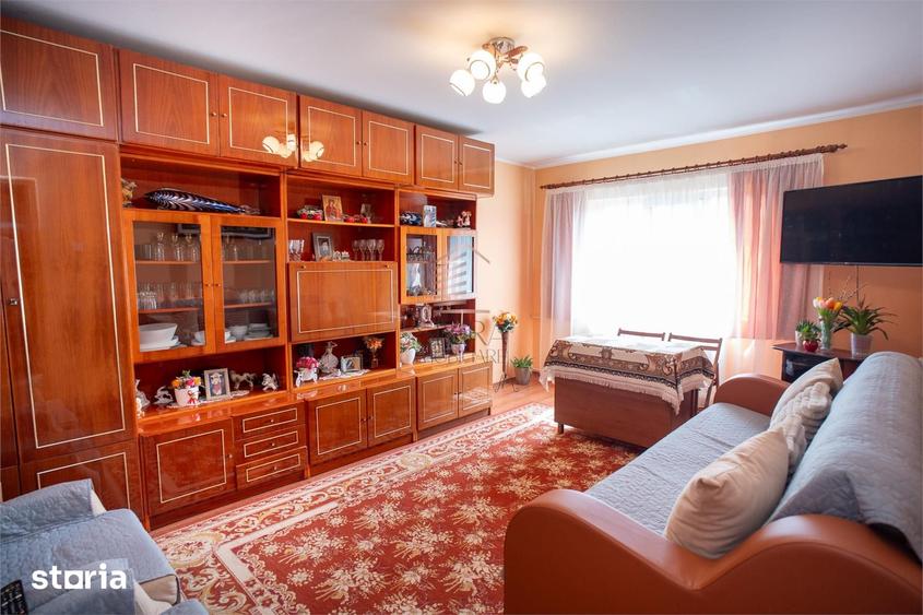 Apartament cu 2 camere decomandat în Iosia