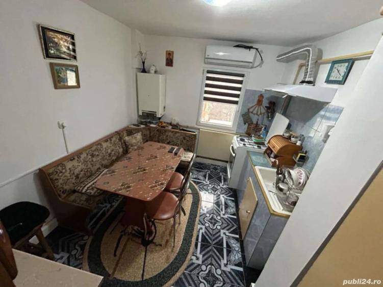 Apartament cu 2 camere decomandat în 9 Mai