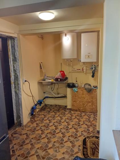 Apartament cu 3 camere decomandat în Popești-Leordeni