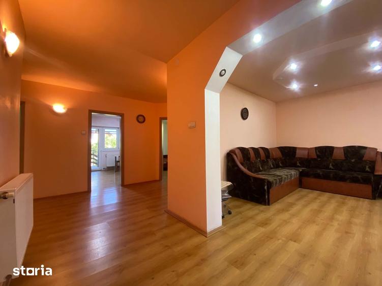 Casă cu 3 camere cu Teren 500 Mp în Central