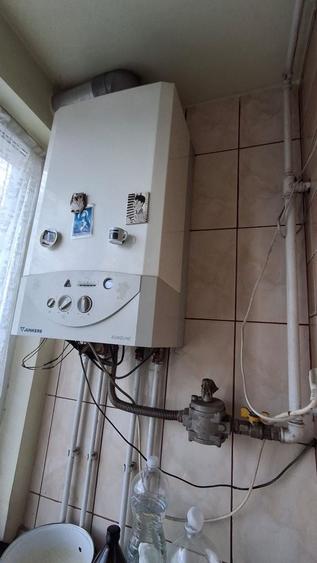 Apartament cu 3 camere decomandat în Prelungirea Ghencea