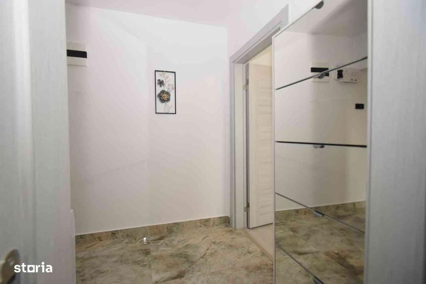 Apartament cu 2 camere decomandat în Rovine