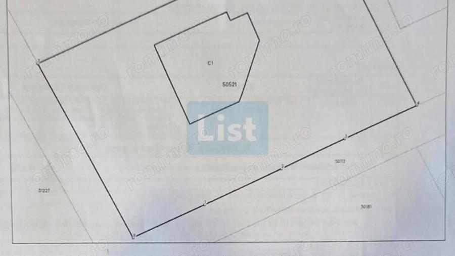 Casă cu Teren 1056 Mp în Ostrovu Corbului