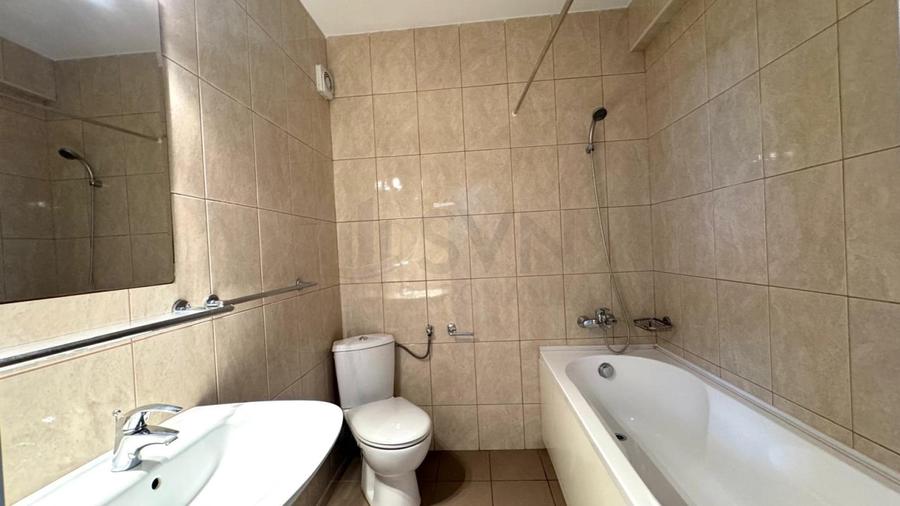Casă individuală cu 6 camere cu Garaj în Floreasca