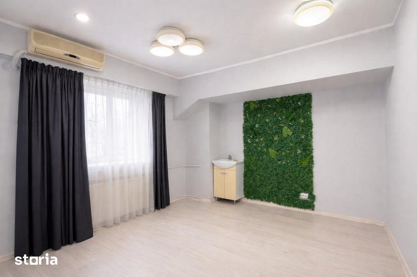 Apartament cu 3 camere decomandat în Nerva Traian