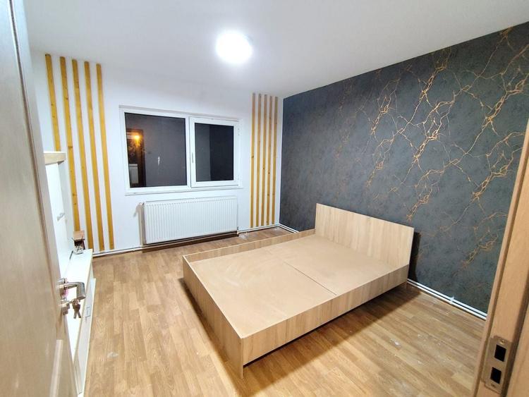 Apartament cu 3 camere decomandat, mobilat în CET