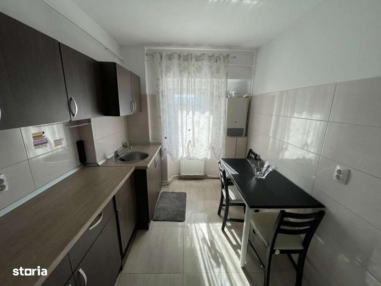 Apartament cu 3 camere decomandat în Moara de foc