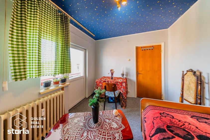 Apartament cu 4 camere decomandat în Micălaca