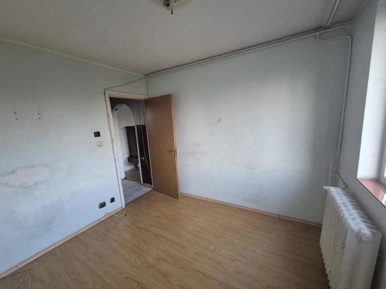 apartament 3 camere langa Metrou 1 Decembrie - 2