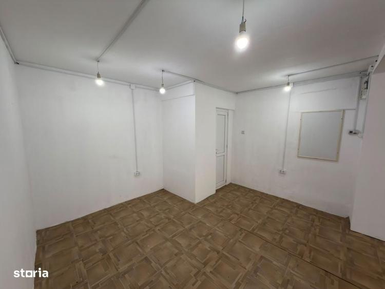 Spatiu comercial de inchiriat | 50 mp | Vad comercial - 1