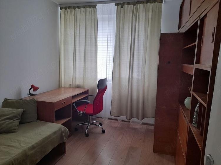 Apartament cu 3 camere decomandat în Grivița
