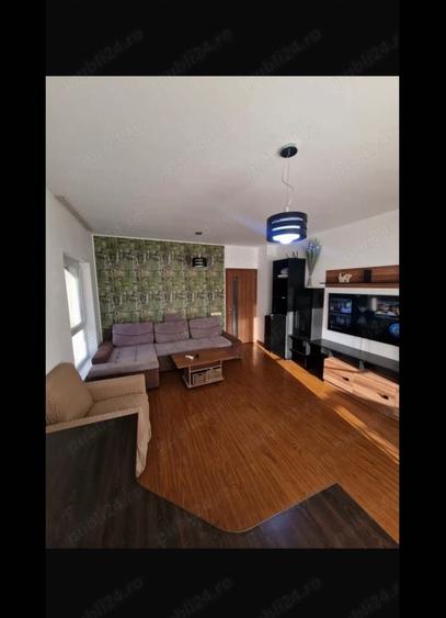 Apartament cu 2 camere decomandat în Păcii
