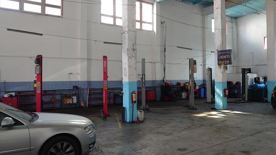 Spațiu industrial, de 500 mp, în Complex Studențesc