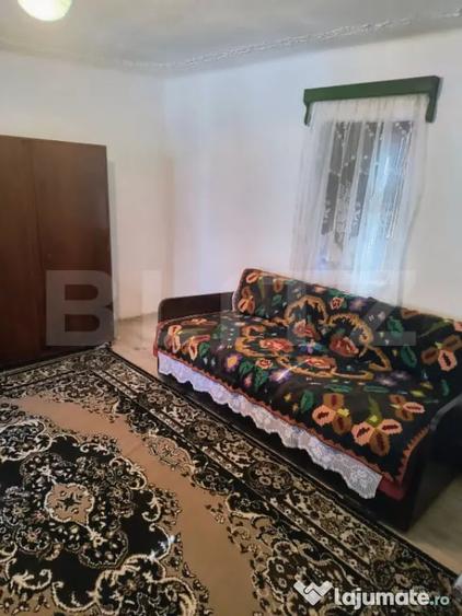 Casă cu 3 camere cu Teren 957 Mp în Central