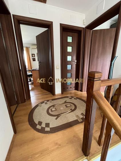 Duplex cu 4 camere cu Canalizare în Popești-Leordeni